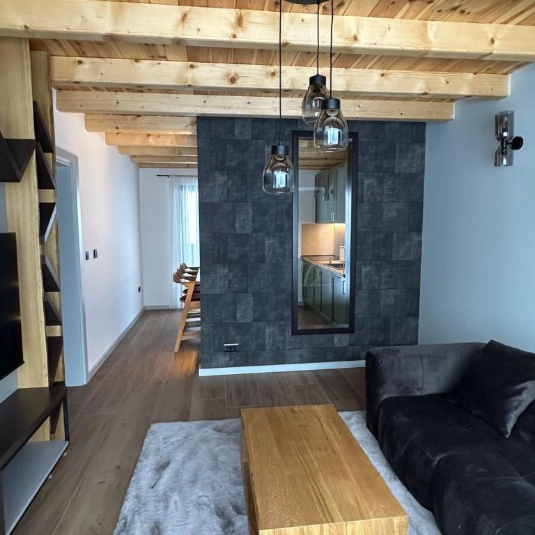 Black Chalet - Two-Bedroom Chalet - 12