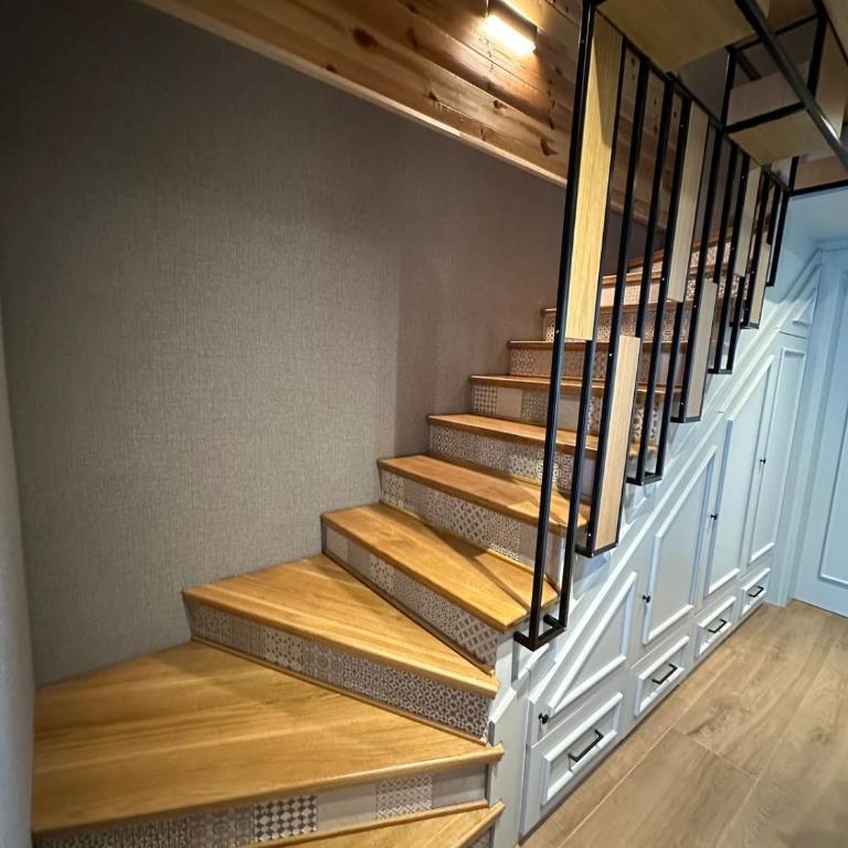 Black Chalet - Two-Bedroom Chalet - 19
