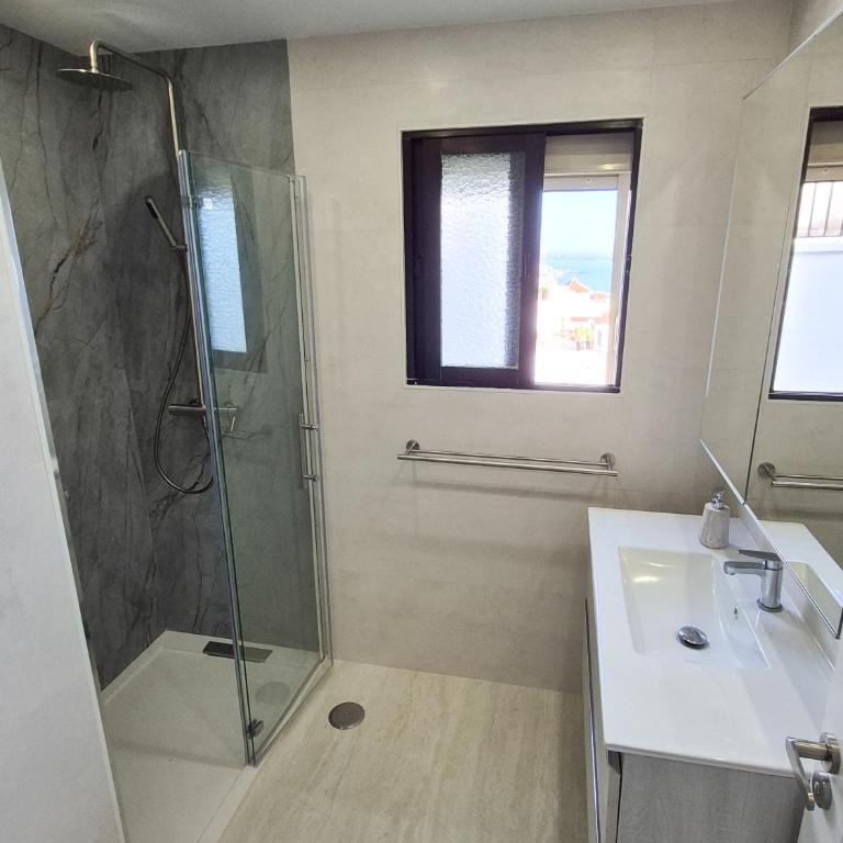 Fantastic Sea Views Sun Lounge - Apartamento de 2 dormitorios - 22