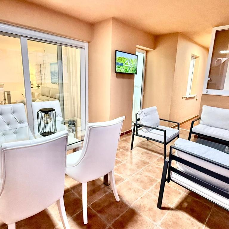 MARBELLA ALICATE BEACHFRONT - Luxury Apartment-1 - Two-Bedroom Apartment - 31
