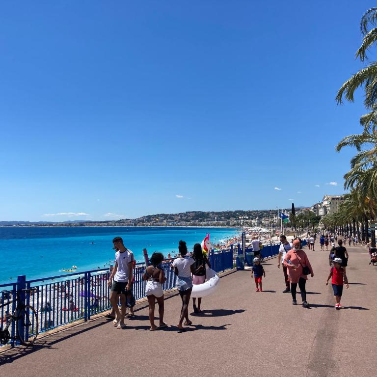 Amber Apartment Nice - Central Highlights and Beach - Appartement 1 Chambre Supérieur - 80