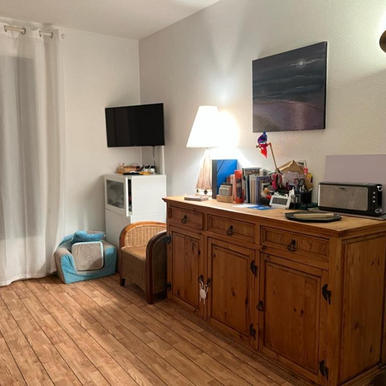 Vue mer, balcon, 50m plage & village, au calme - centre ville historique, 2P pour 4 maximum - Appartement 1 Chambre - 45