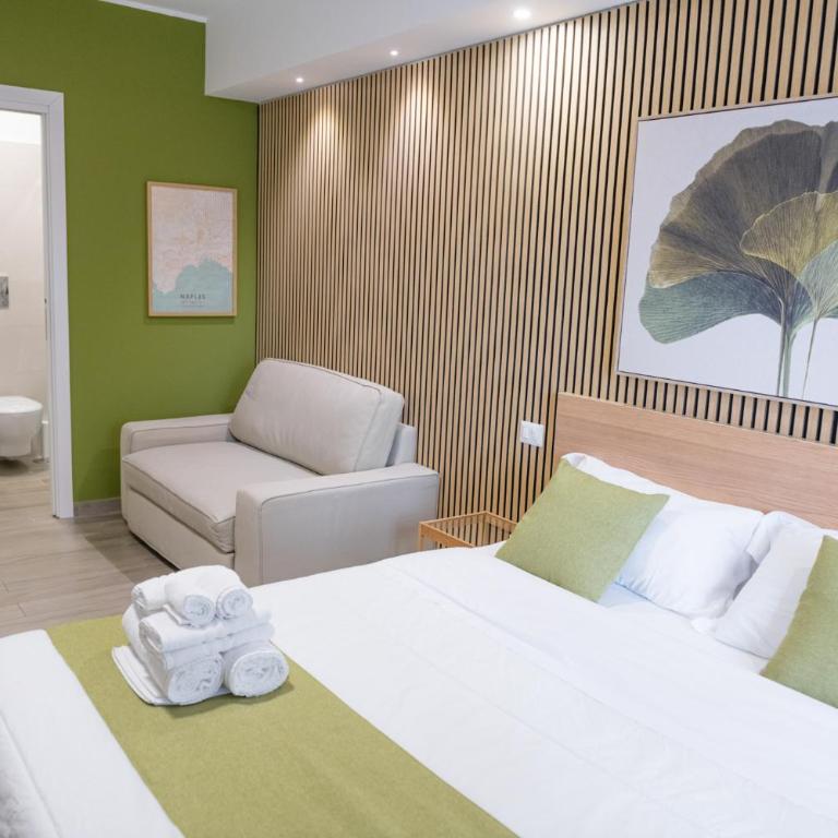 Studio19 - Double Room with Balcony - 12