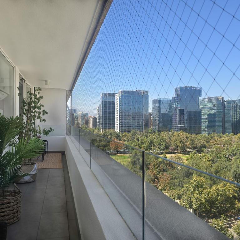 Dpto a pasos del Parque Arauco en Las Condes - Apartamento de 2 dormitorios - 21