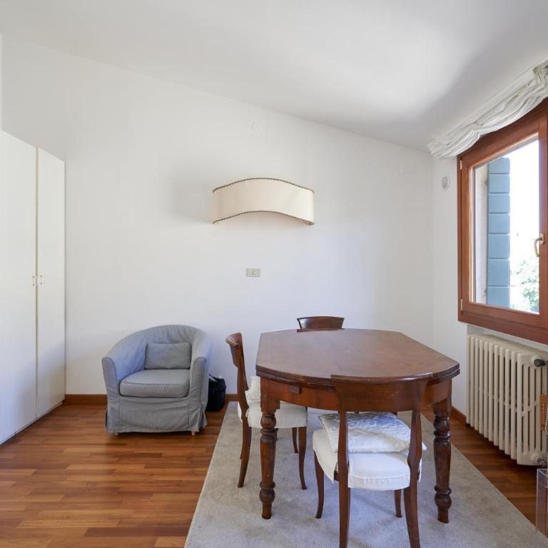 Casa Ambra la tranquillità in centro città - Studio Apartment with Balcony - 5