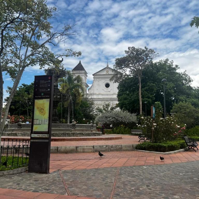 Hermoso apartasol en santafe de Antioquia. - Apartamento de 2 dormitorios - 48