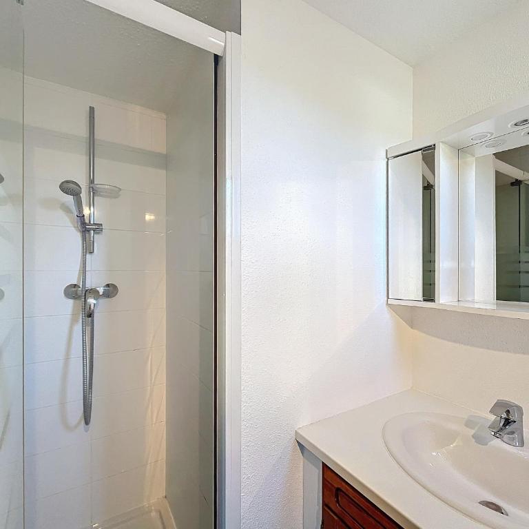 Bel F2 avec terrasse à 650m des Thermes de Lamalou, animaux acceptés, WIFI, proche golf et randonnées - Appartement 1 Chambre - 14