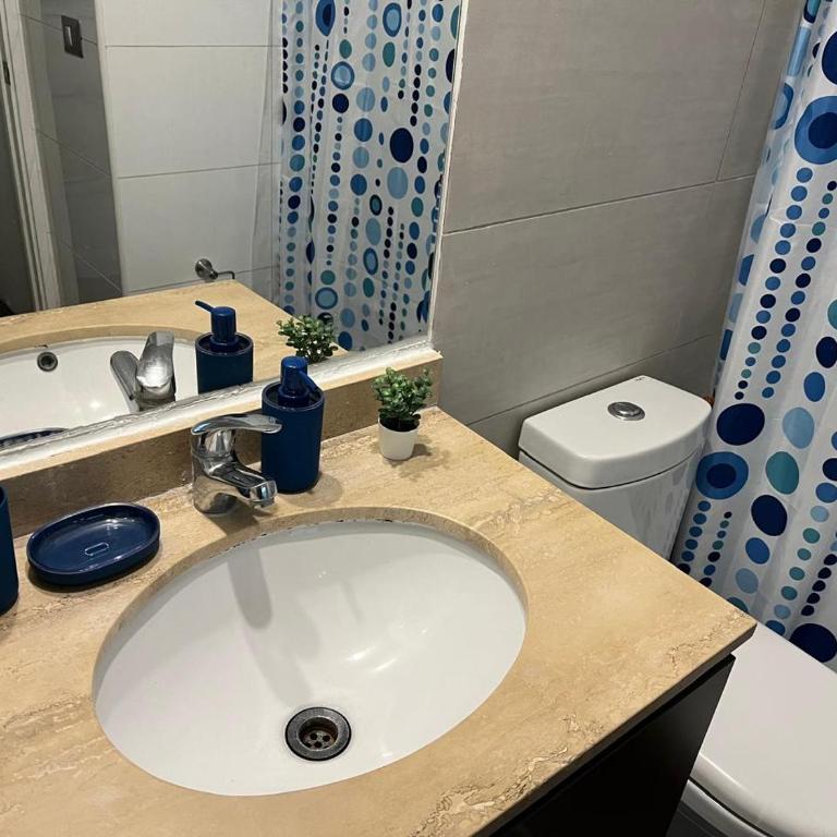 Departamento frente al metro comuna de Recoleta - Apartamento Superior de 1 dormitorio con balcón - 29