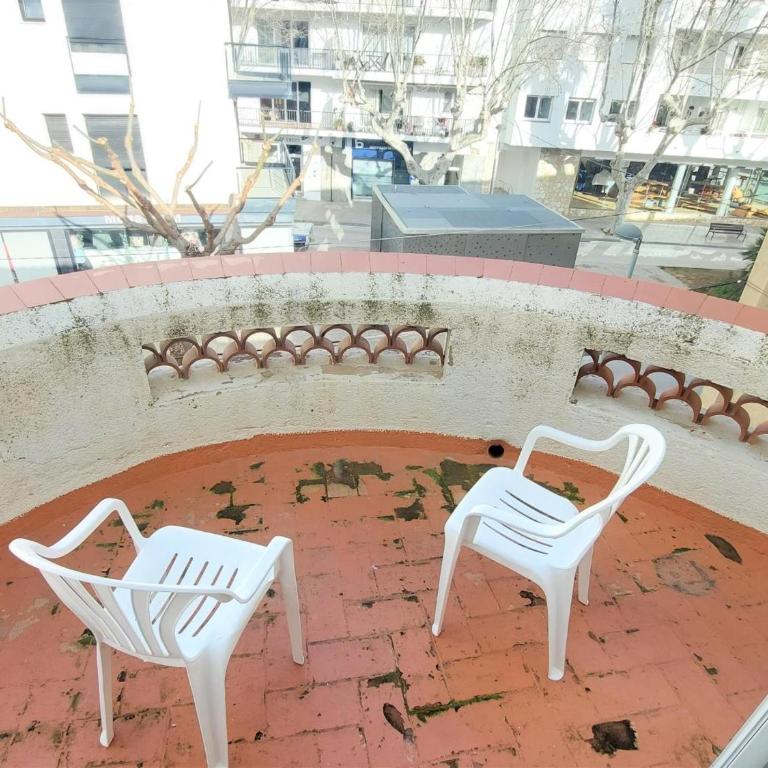 Apartamento cómodo en Llançà, cerca de playas y tiendas, Wifi incluido - ES-170-94 - Apartamento - 12