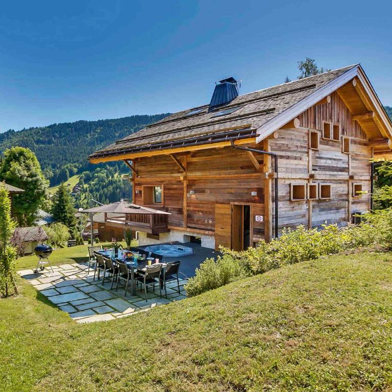 Chalet 4★, 10 pers, spa, proche pistes, animaux admis - FR-1-304-303 - Chalet - 1