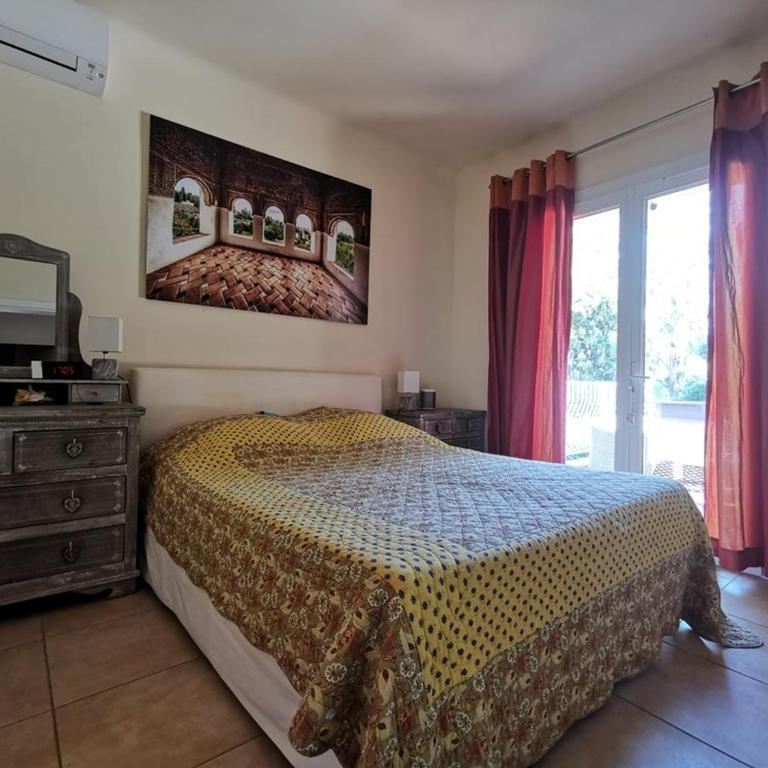 Le Lavandou : Villa 4 chambres, piscine privée et climatisation - FR-1-803-76 - Villa - 7
