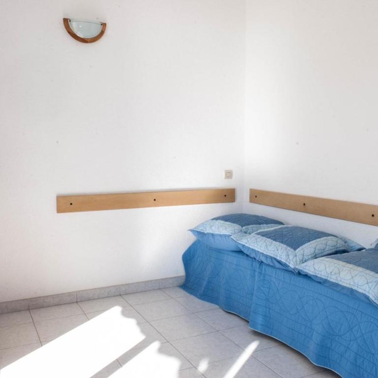 Studio cabine 4 pers, plage 10m, clim, parking - FR-1-803-85 - Studio - 2