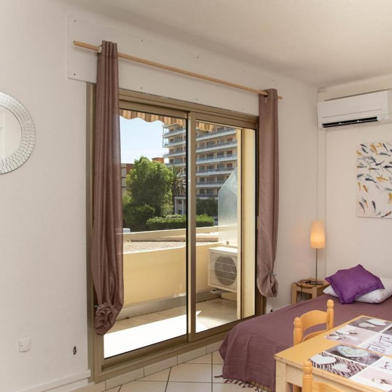 Studio cabine 4 pers, accès plage, clim, parking - FR-1-803-71 - Studio - 4