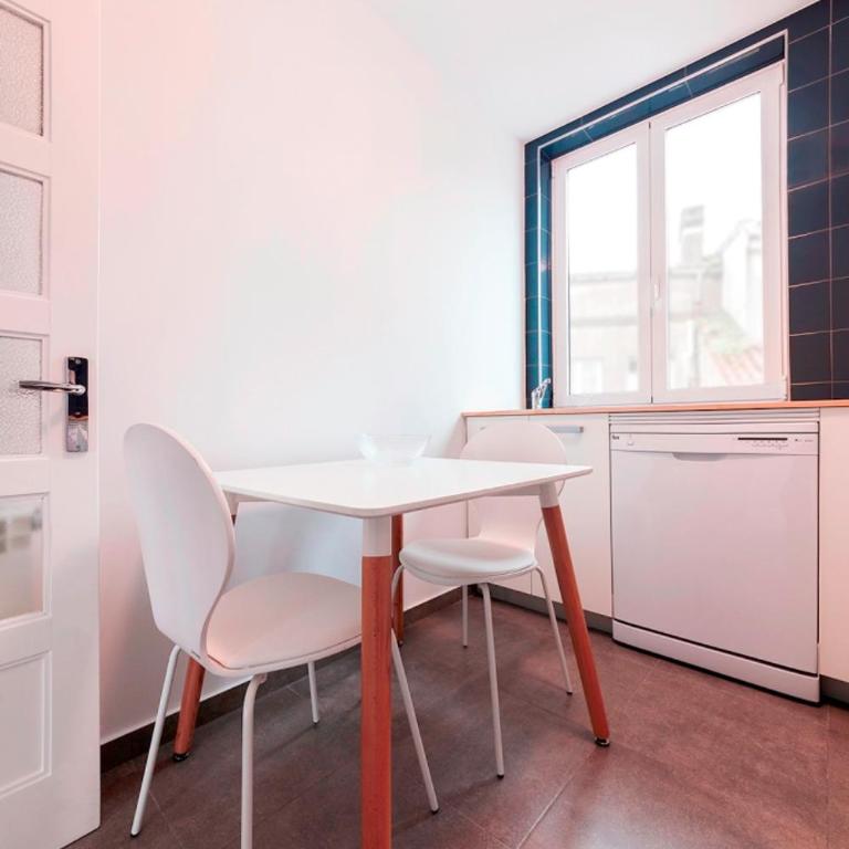 Lux Apartamentos Santiago - Apartamento de 2 dormitorios - 9