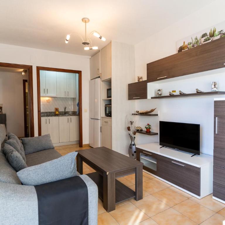 rentafive - Centro - A/C - Balcón - Apartamento - 3