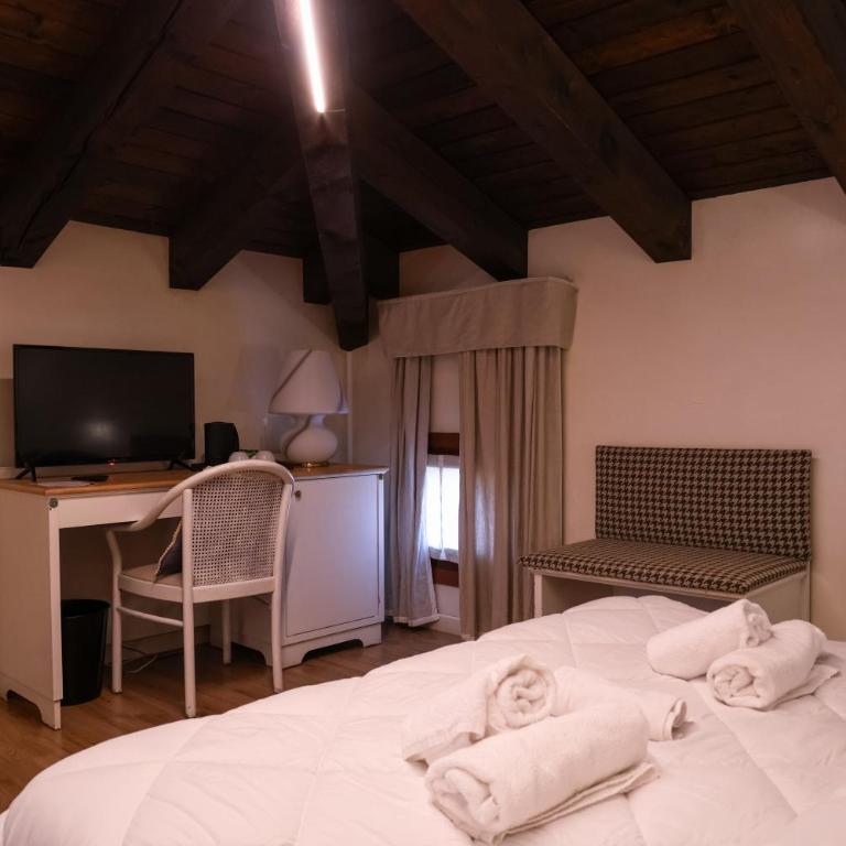 Hotel Villa Sara - Camera Quadrupla Comfort - 18
