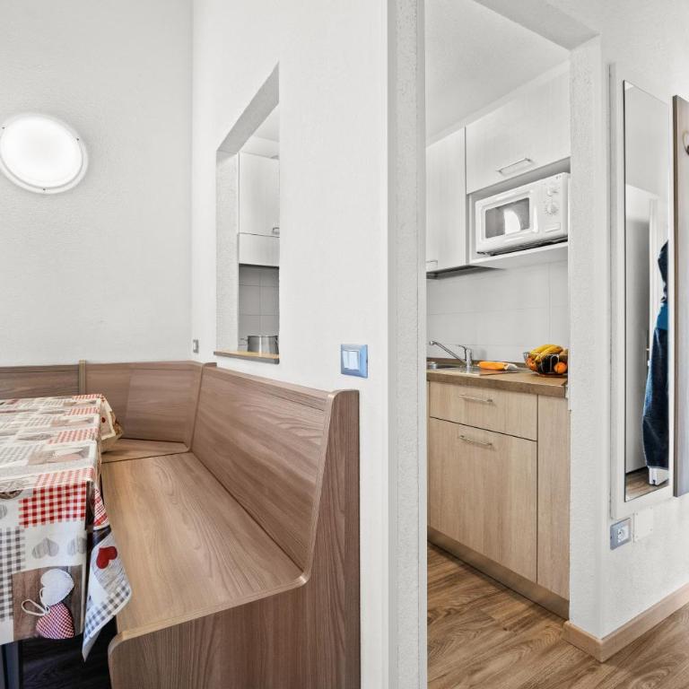 Aparthotel Des Alpes - Appartamento Superior con 2 Camere da Letto - 14