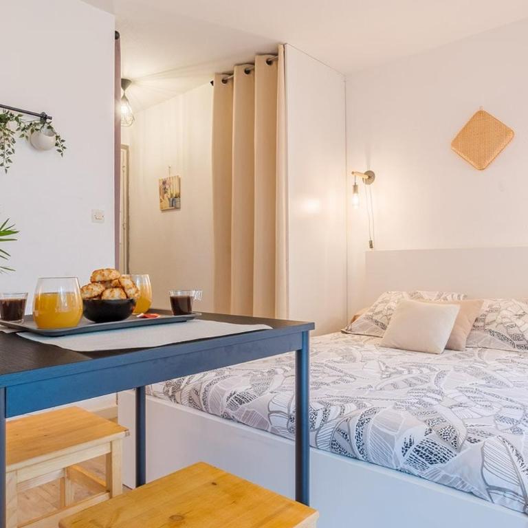 Les Muses - avec entrée autonome, clim neuve, jardin, parking privé & sa piscine ! - - Apartment - 5