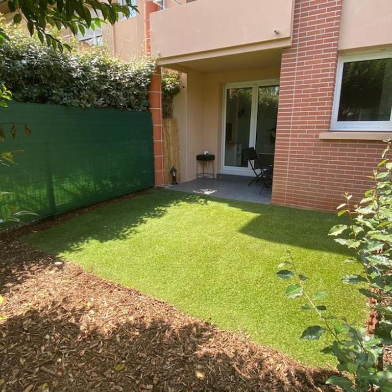 Les Muses - avec entrée autonome, clim neuve, jardin, parking privé & sa piscine ! - - Apartment - 21