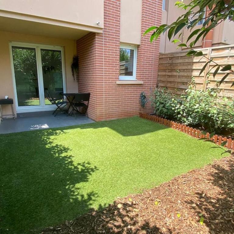 Les Muses - avec entrée autonome, clim neuve, jardin, parking privé & sa piscine ! - - Apartment - 22