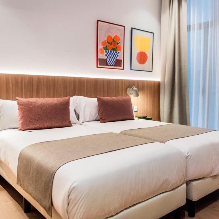 Hotel California - Superior Twin Room - 10
