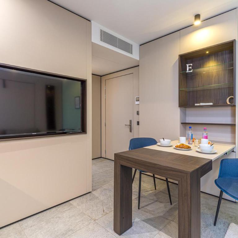 ICON H Lugano - Luxury Suites & Apartments - Monolocale Standard con Balcone 1 - 2