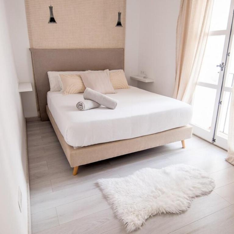 Puerto Banus Marina Apartment! - Two-Bedroom Apartment - 7
