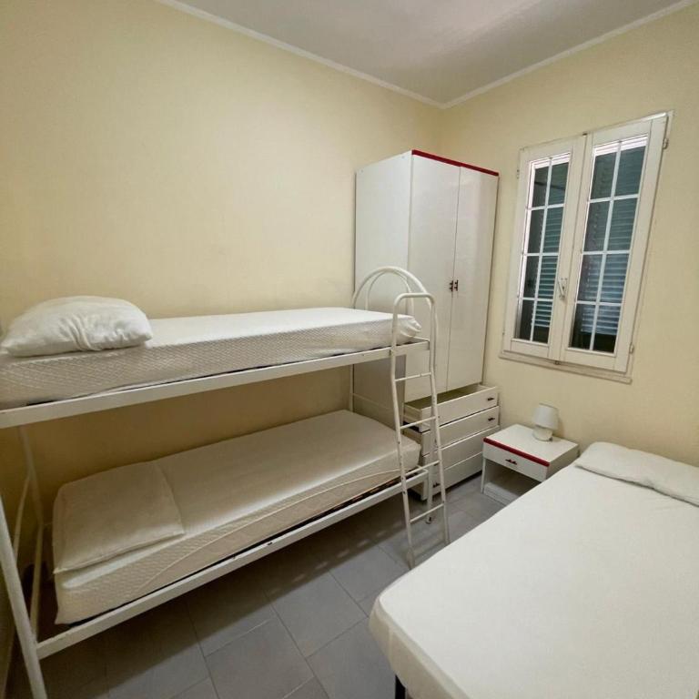 Residence Ammiraglia Baia Verde - Appartamento con 2 Camere da Letto e Balcone - 4