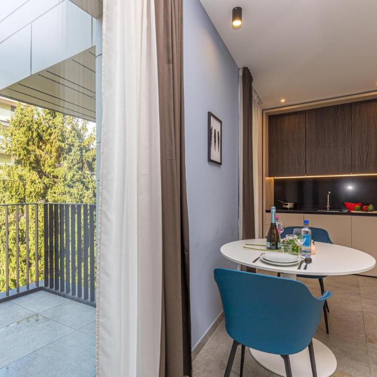 ICON H Lugano - Luxury Suites & Apartments - Monolocale con Balcone 2 - 1