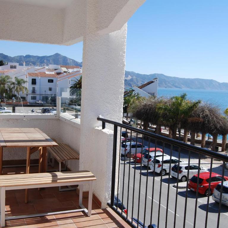 Carabeo 24 Apartments Casasol - Apartamento de 3 dormitorios - 20