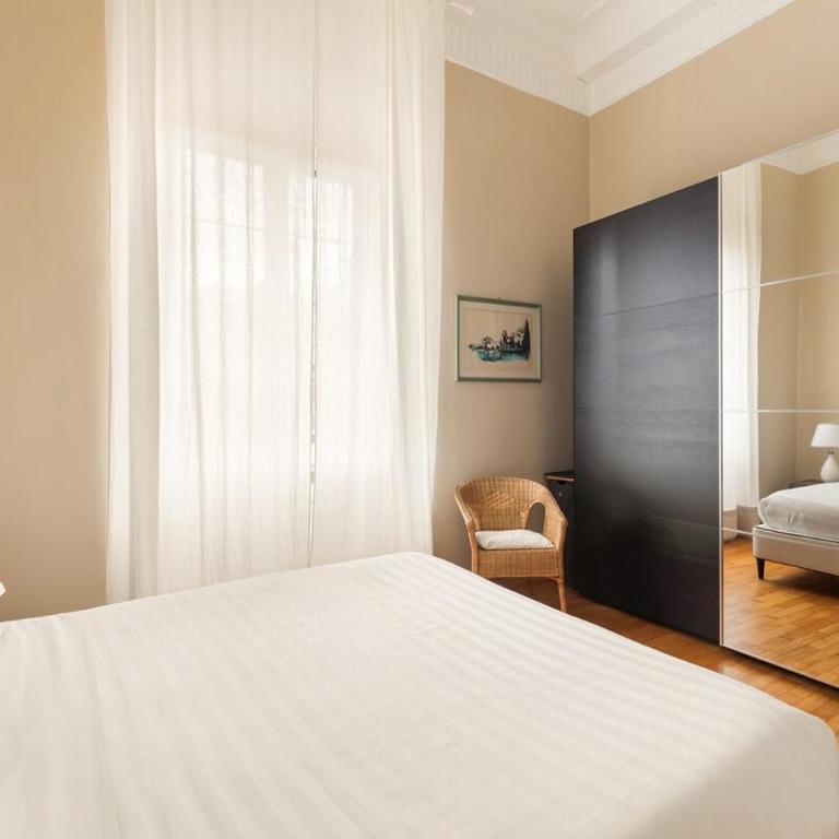 Casa Augusta, a Burghesius home - Three-Bedroom Apartment - 10