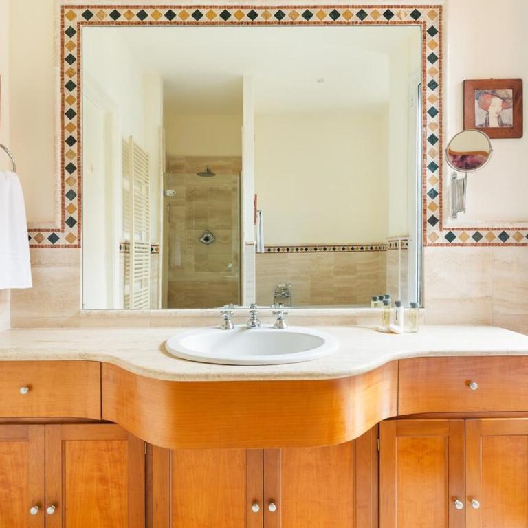 Casa Augusta, a Burghesius home - Three-Bedroom Apartment - 28
