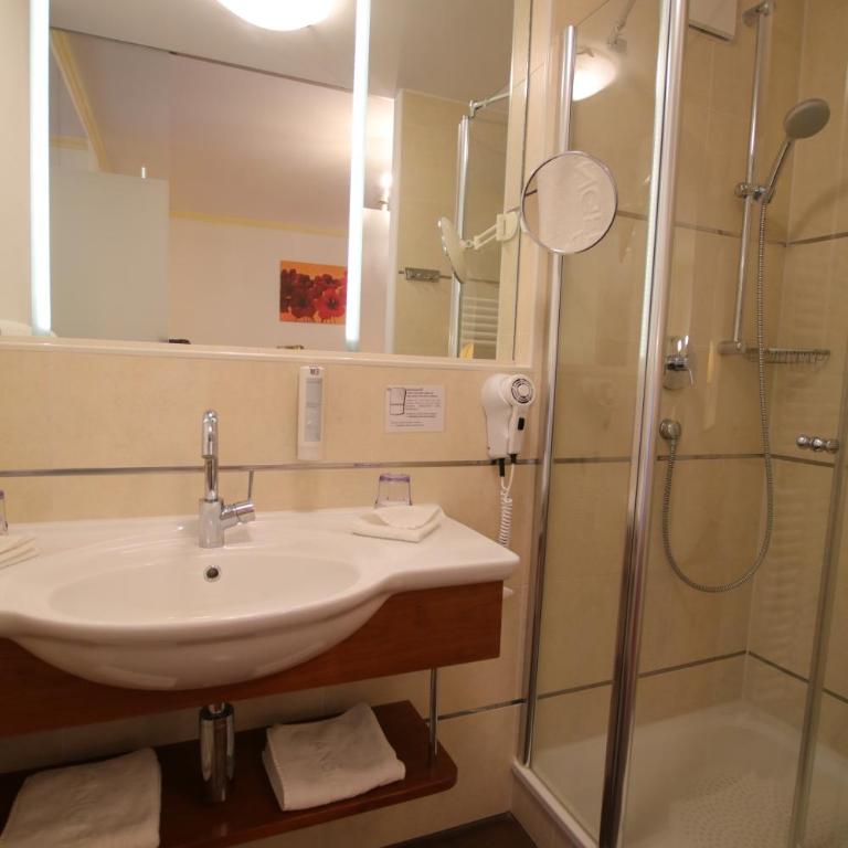 ANGERHOF Kur- und Thermenhotel - Deluxe Doppelzimmer - 3