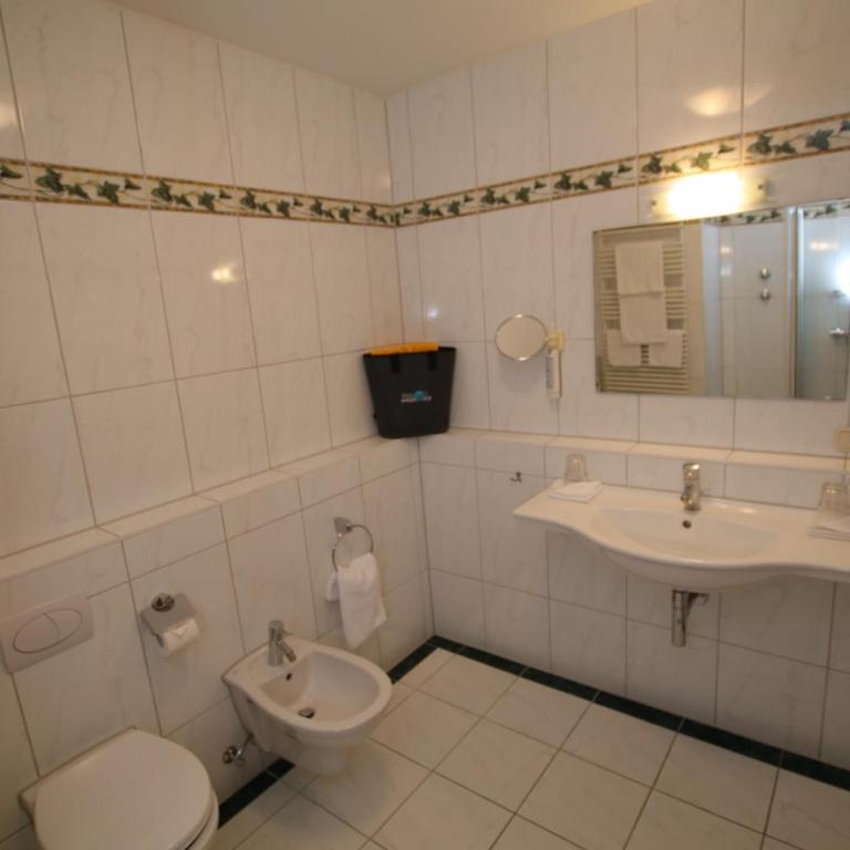 ANGERHOF Kur- und Thermenhotel - Apartment mit 1 Schlafzimmer - 2