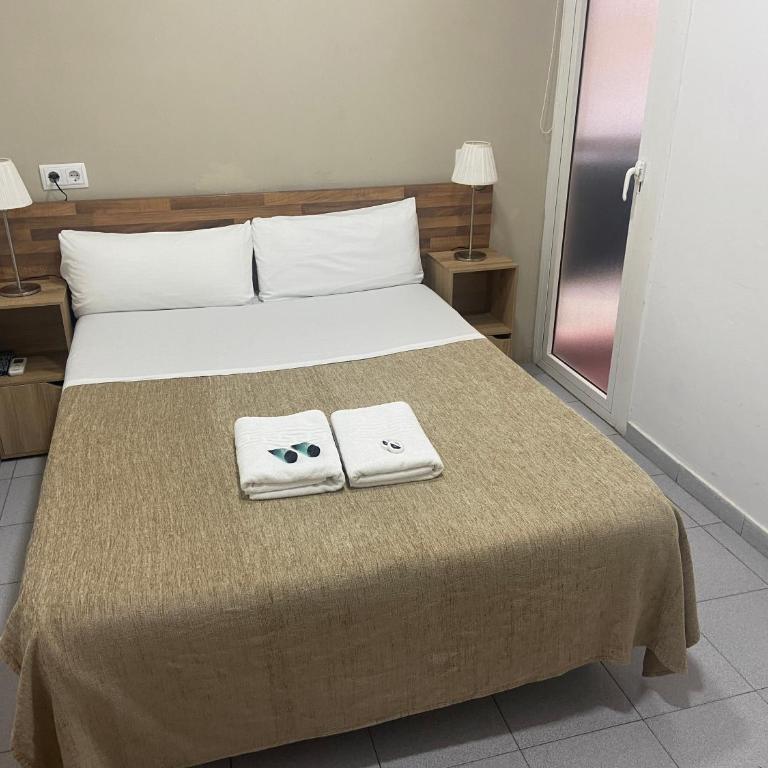 Hostal Elkano - Habitación Doble con baño compartido - 2