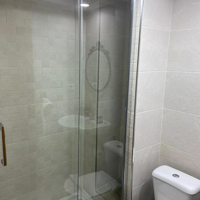 Hostal Elkano - Habitación Doble con baño privado - 9