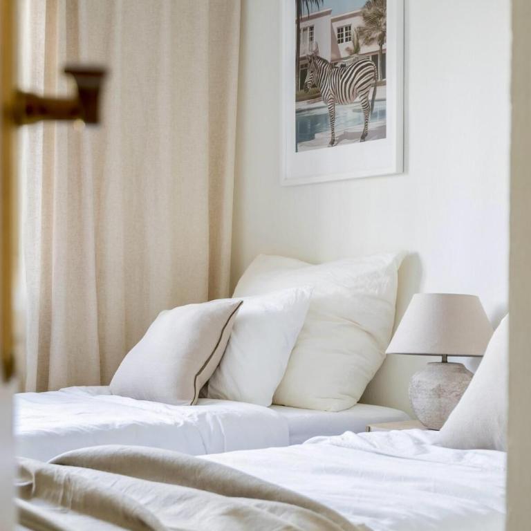 Beautiful 3-Bedroom Apartment in Marbella - Apartamento de 3 dormitorios - 17