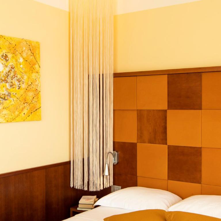 Color Hotel Style, Design & Gourmet - Camera Matrimoniale Classic - 2