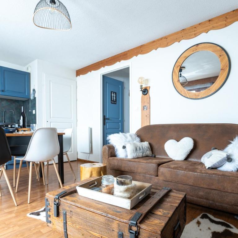 Appartement pour 6, 700m des pistes de ski - Apartment - 7