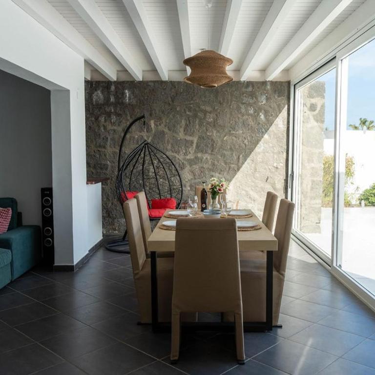 Villa Perla Blanca - Three-Bedroom Apartment - 16