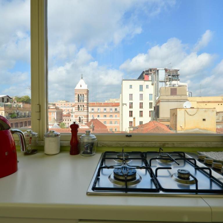 Splendido attico a Roma - Appartamento Standard con 2 Camere da Letto - 2
