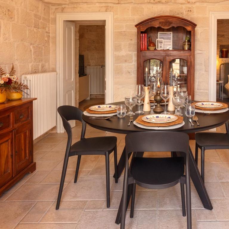 Trulli Nigri Holidays with private swimming pool - Two-Bedroom House - 37