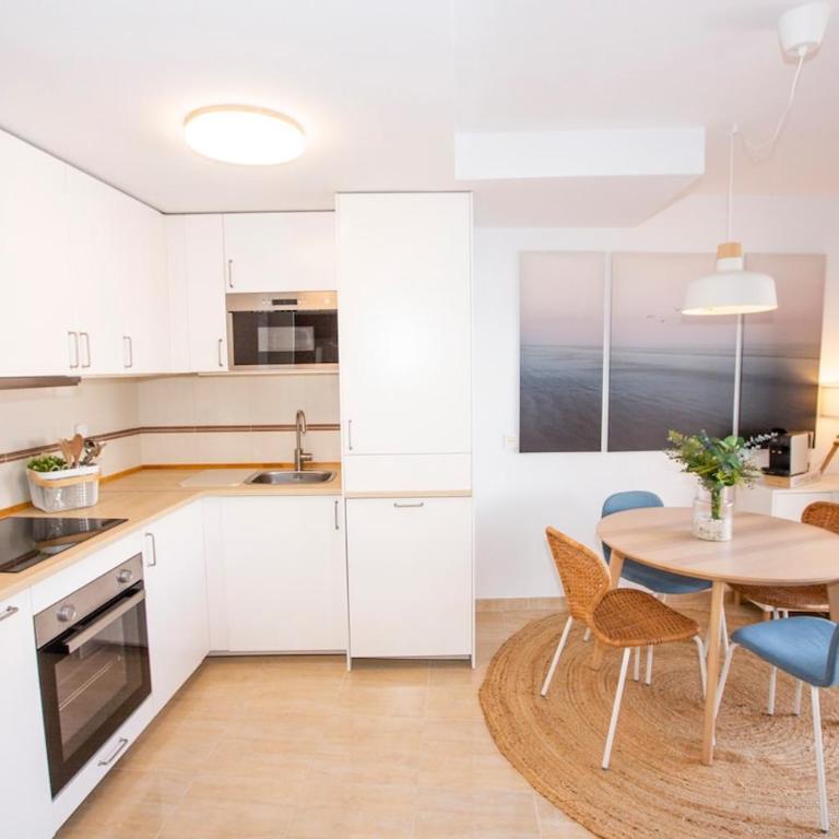 Fuerte Penthouse Great Location - Two-Bedroom Apartment - 5