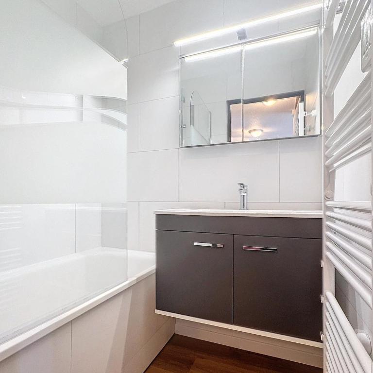 Appartement Économique 4 Pièces, Ski aux Pieds, 6 Pers, Wifi, Parking - Apartamento de 3 dormitorios - 15