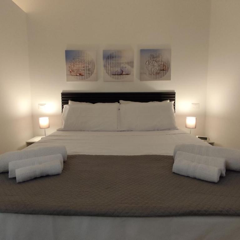 CASA CORALLO Giardini Naxos - Two-Bedroom Apartment with Balcony - 4