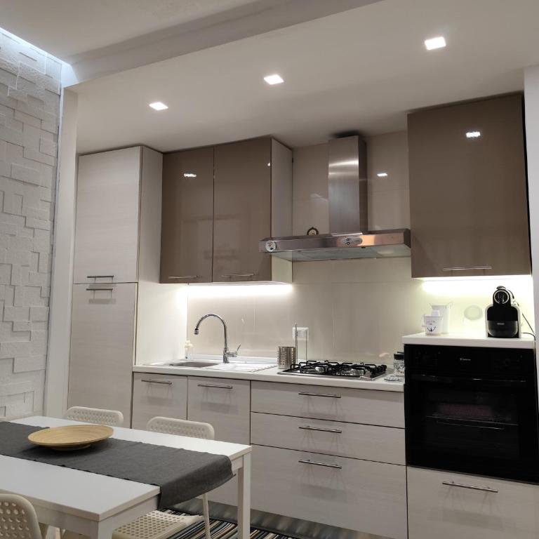 CASA CORALLO Giardini Naxos - Two-Bedroom Apartment with Balcony - 9