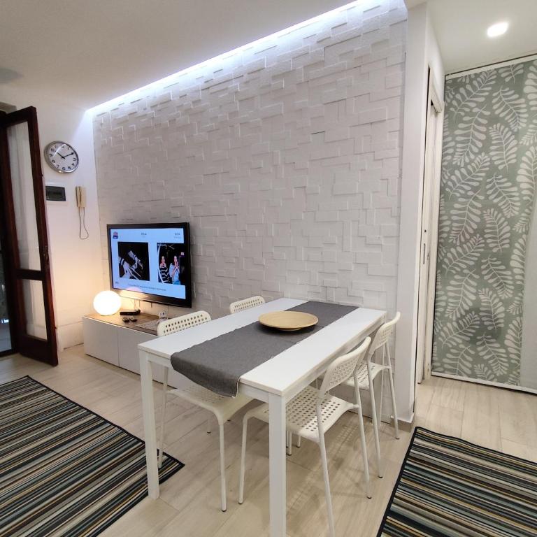 CASA CORALLO Giardini Naxos - Two-Bedroom Apartment with Balcony - 16