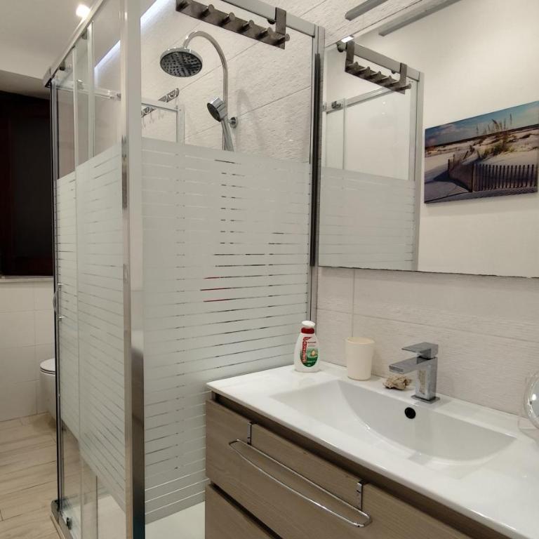 CASA CORALLO Giardini Naxos - Two-Bedroom Apartment with Balcony - 17