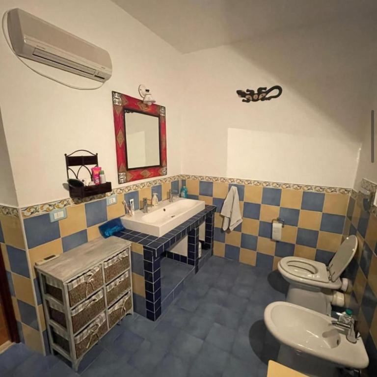 Casa Caligola - attico centrale - Appartamento con 2 Camere da Letto - 8