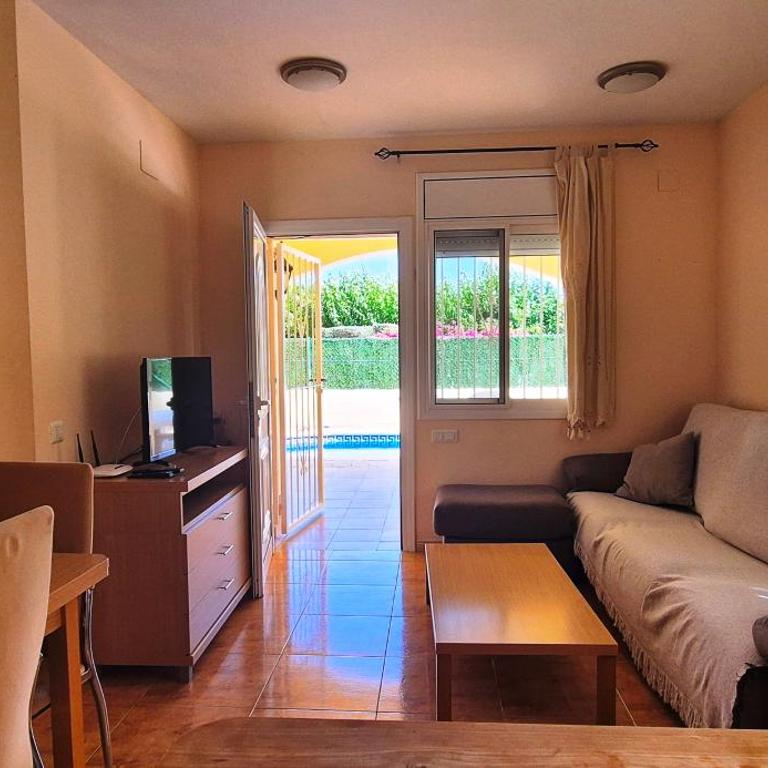 Encarni - Three-Bedroom Townhouse - 8